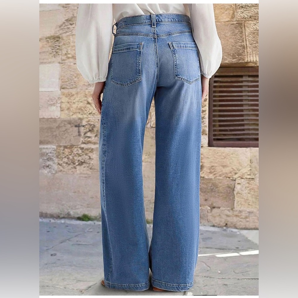Stylish Blue Flare Jeans for Women - Picture 3 of 6